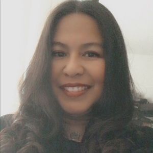 Meet your Posher, Sheila
